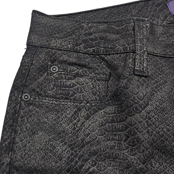 NWT NYDJ Jeans Women's Size 8 Marilyn Straight Leg Gray Snake Print Made in USA - Picture 3 of 16